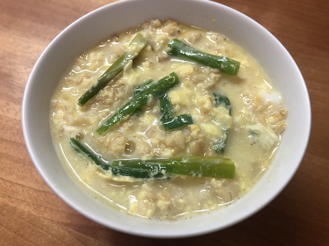 オートミールレシピ Esseのレシピでつくる 中華風ニラ玉オートミールがゆ 学ぶデブには福きたる